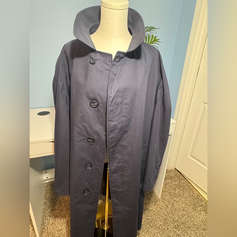AquaScutum Navy Vntg Trench Coat
Queen Elizabeth and Queen Mothers Maker M-XLG